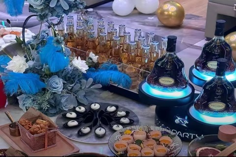 来宾高端夜场招聘酒水营销员,携手我们团队踏上财富征程